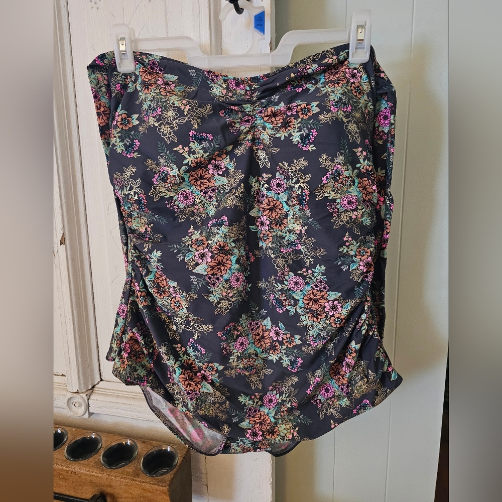 Unique Vintage Esther Williams Halter one piece floral swimsuit Sz 20W